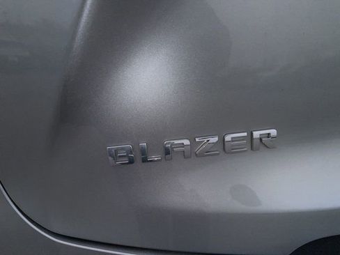 Used 2024 Chevrolet Blazer LT w/ Convenience Package FWD image 22