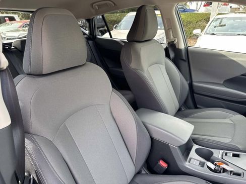 Used 2025 Subaru Crosstrek 2.0i Premium w/ Convenience Package #2 image 15