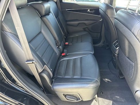 Used 2019 Kia Sorento EX image 15