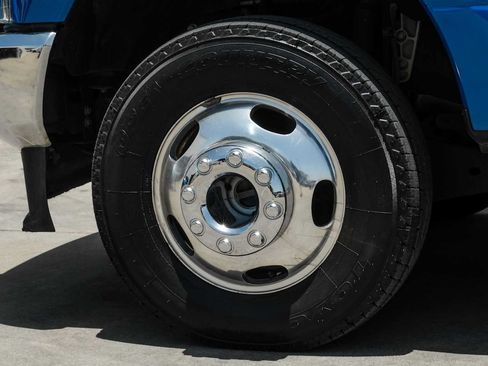 Used 2020 Ford F350 Lariat w/ Chrome Package AWD/4WD image 42