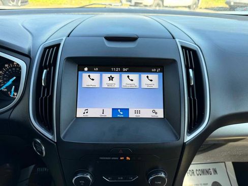 Used 2019 Ford Edge SEL image 29