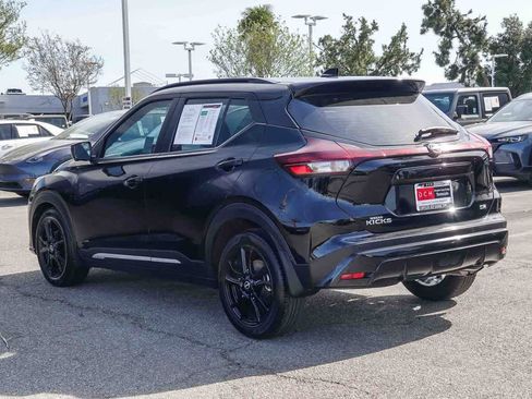 Used 2023 Nissan Kicks SR w/ SR Premium Package image 6