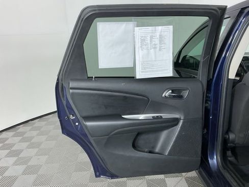 Used 2018 Dodge Journey SE FWD image 22