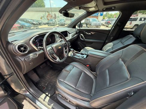 Used 2019 Chevrolet Blazer Premier w/ Sun and Wheels Package AWD/4WD image 18