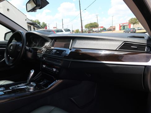 Used 2015 BMW 528i Sedan RWD image 26
