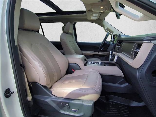 Used 2024 Ford Expedition Max Limited AWD/4WD image 25
