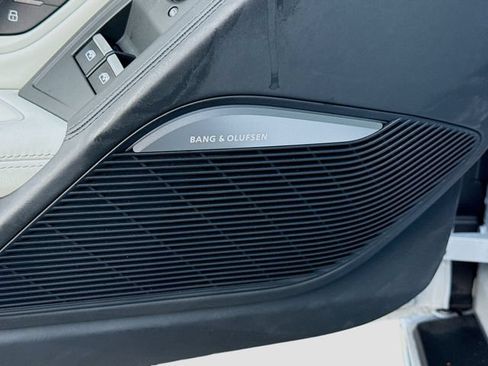 Used 2023 Audi R8 V10 performance w/ Carbon Exterior Package RWD image 21