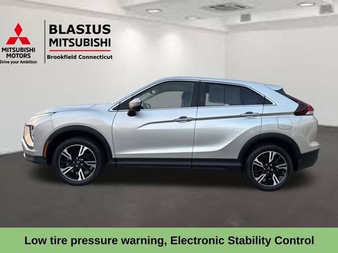 Used 2023 Mitsubishi Eclipse Cross SE image 5