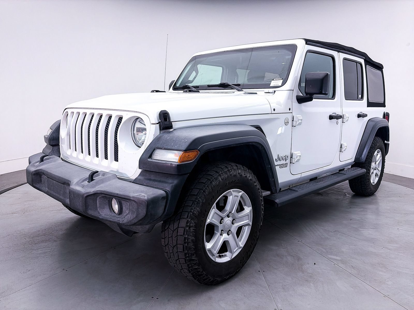Used 2018 Jeep Wrangler Unlimited Sport S AWD/4WD image 11