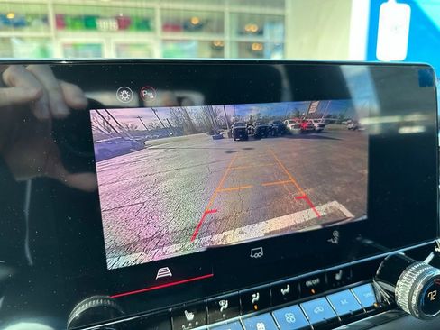 New 2026 GMC Canyon Elevation w/ Convenience Package image 26