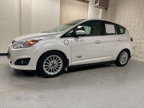 Used 2015 Ford C-MAX Energi SEL w/ Equipment Group 302A image 39
