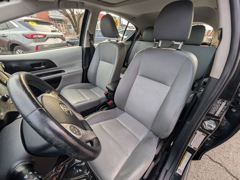 Used 2014 Toyota Prius C Four image 16