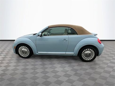 Used 2015 Volkswagen Beetle 1.8T image 4