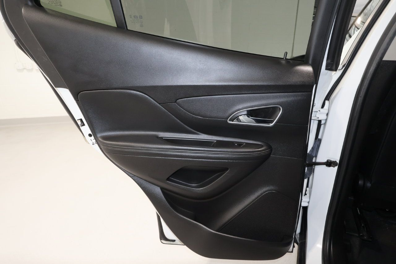 Used 2016 Buick Encore Convenience FWD image 11