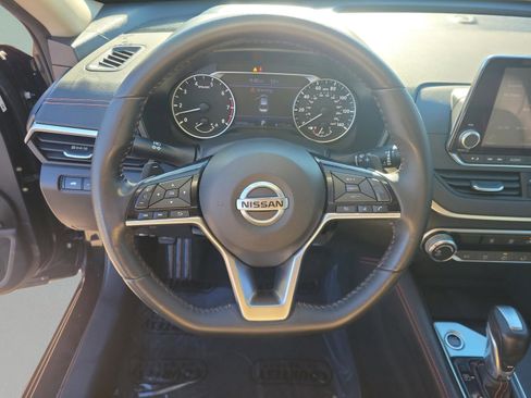 Used 2019 Nissan Altima 2.5 SR image 19