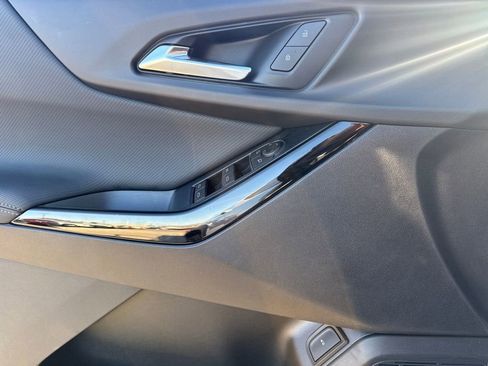 New 2026 Chevrolet Equinox LT w/ Convenience Package II image 20