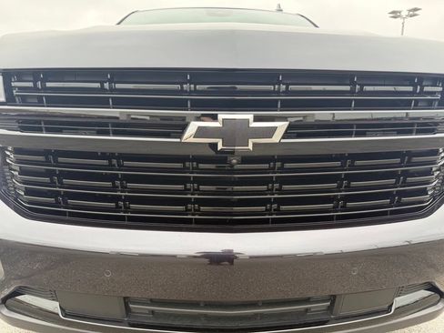 Used 2024 Chevrolet Tahoe RST w/ Luxury Package AWD/4WD image 13