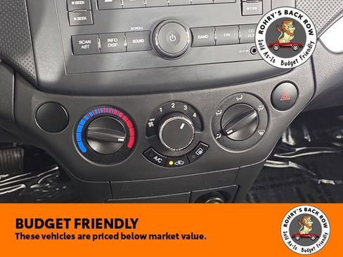 Used 2011 Chevrolet Aveo5 LT w/ LPO, Bodyside Molding Package image 22