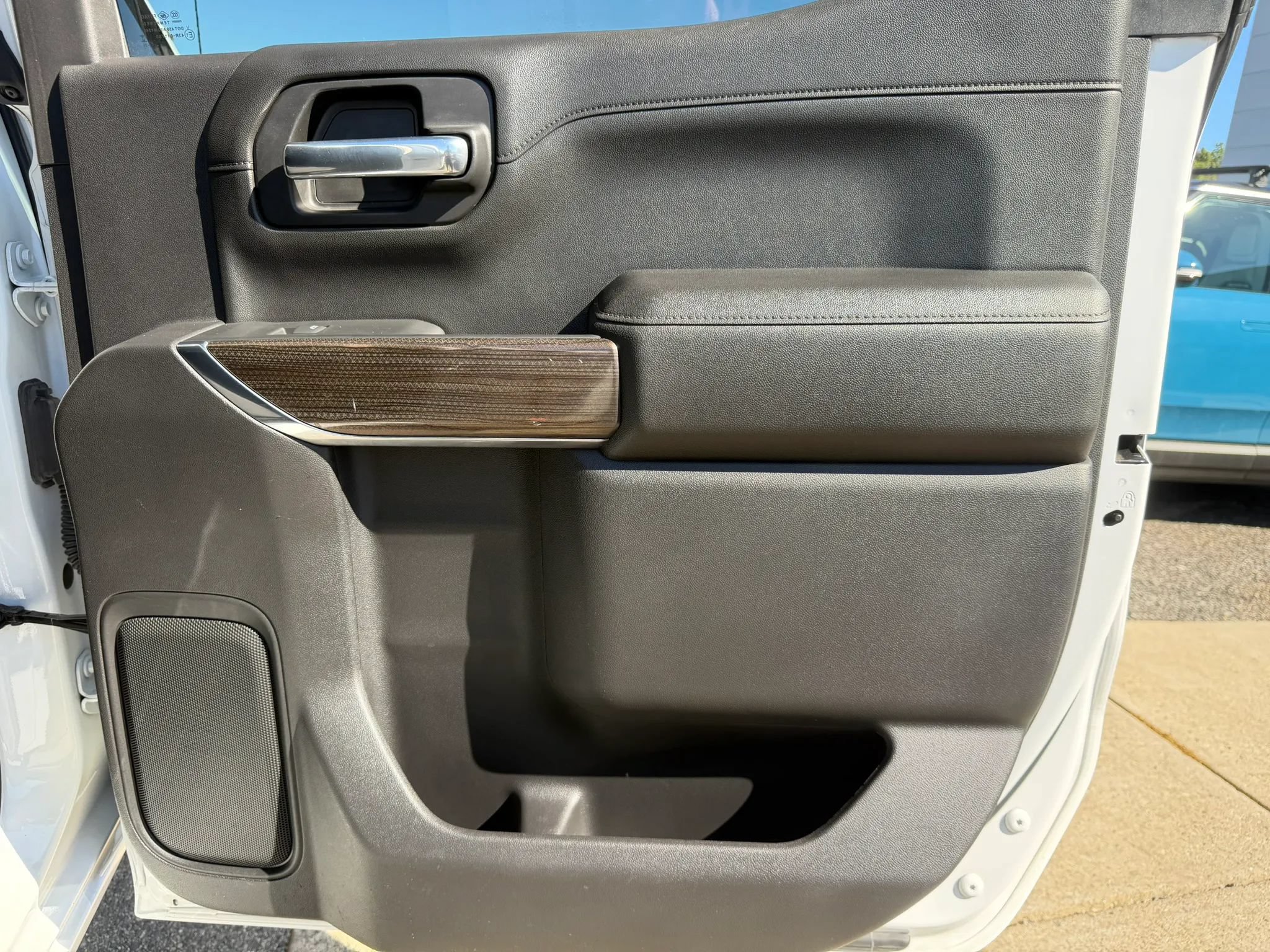 Used 2021 Chevrolet Silverado 1500 RST AWD/4WD image 15