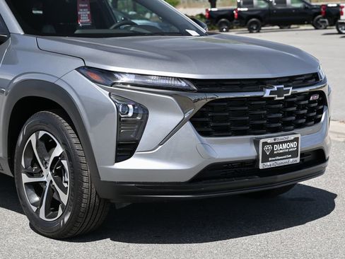 New 2026 Chevrolet Trax RS image 9