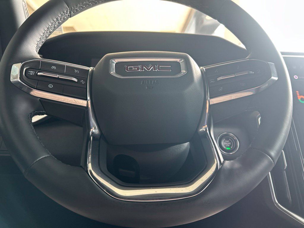 Used 2026 GMC Acadia Elevation FWD image 23