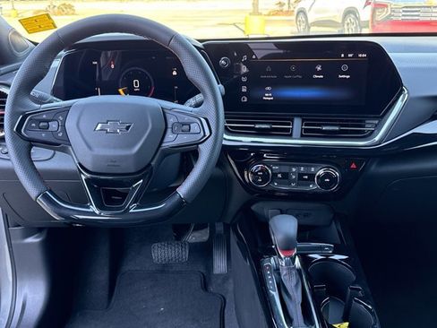 New 2026 Chevrolet Trax RS w/ Sunroof Package image 7