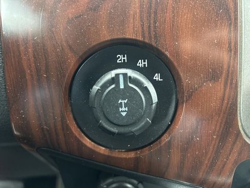 Used 2012 Ford F250 Lariat image 8