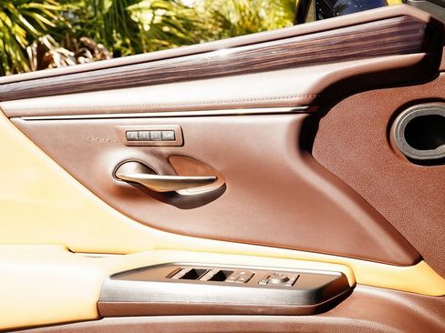 Used 2021 Lexus ES 350 w/ Premium Package image 31