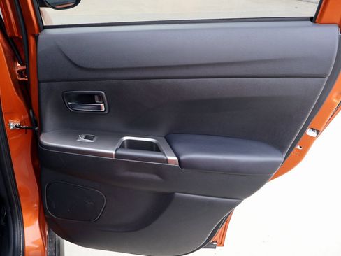 Used 2024 Mitsubishi Outlander Sport SE image 13