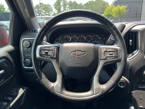 Used 2019 Chevrolet Silverado 1500 LT Trail Boss AWD/4WD image 19