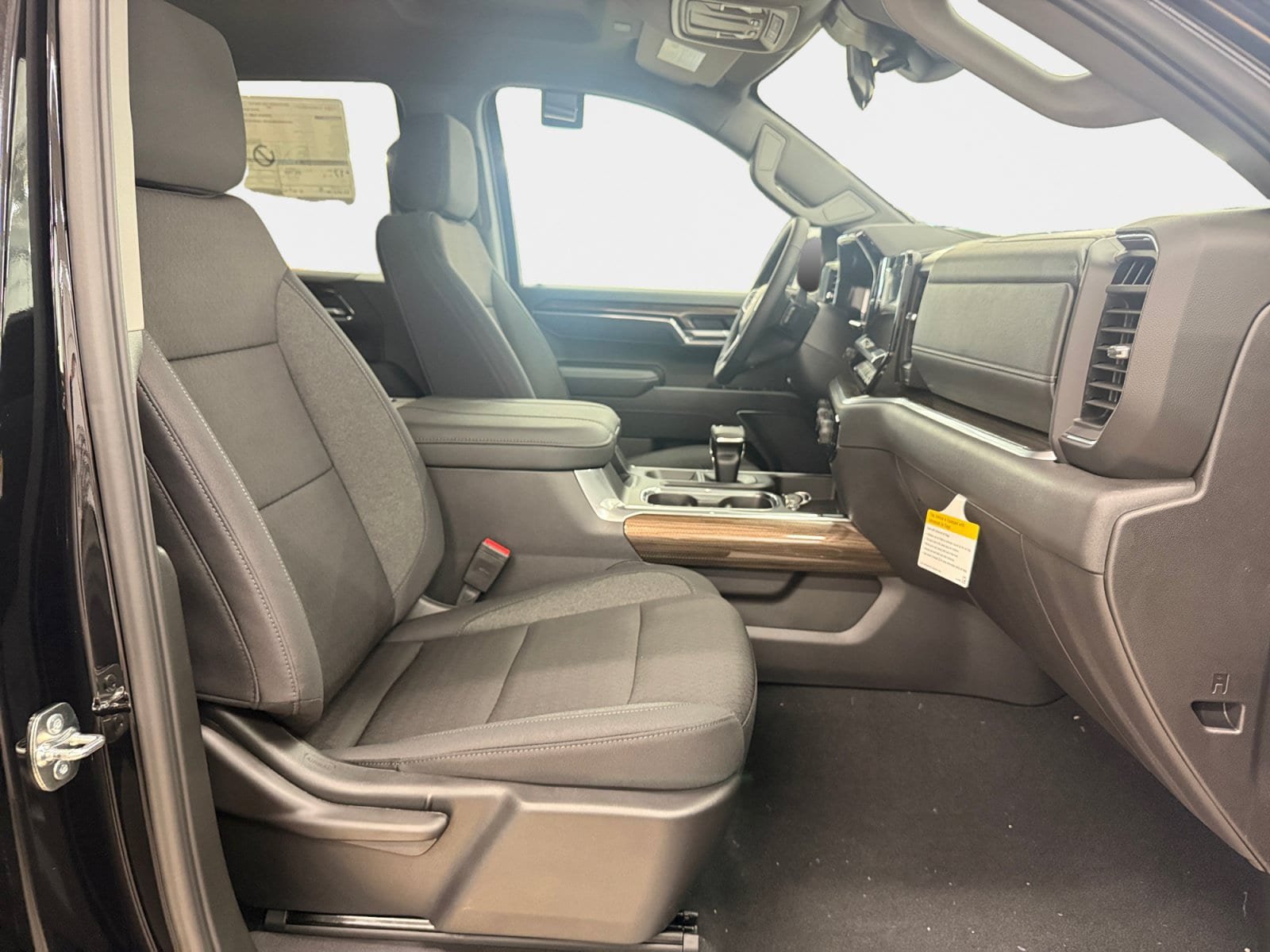 New 2026 Chevrolet Silverado 1500 RST w/ Z71 Off-Road Package AWD/4WD image 12