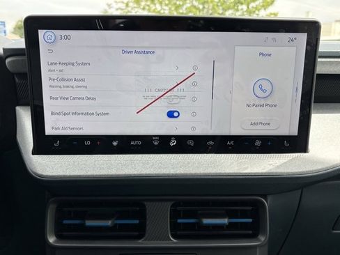 New 2025 Ford Maverick XLT w/ XLT Luxury Package image 51