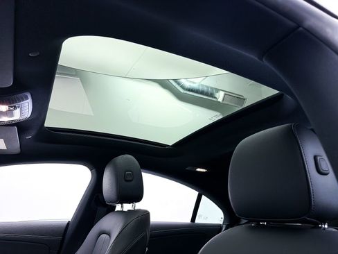 Used 2023 Mercedes-Benz CLA 250 w/ Premium Package image 3