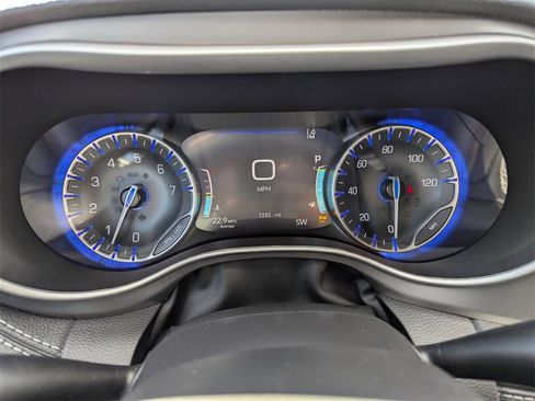 New 2025 Chrysler Pacifica Select image 39