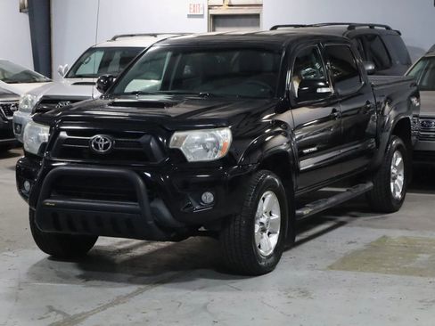 Used 2013 Toyota Tacoma PreRunner w/ TRD Sport Pkg RWD image 24