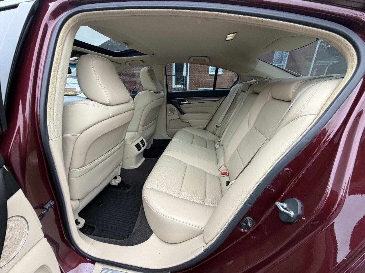 Used 2012 Acura TL w/ Technology Package FWD image 13