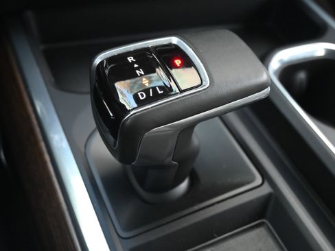 Used 2023 Chevrolet Silverado 1500 High Country AWD/4WD image 20