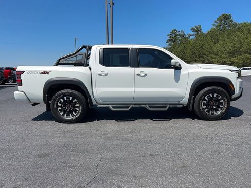 Used 2022 Nissan Frontier PRO-4X image 4