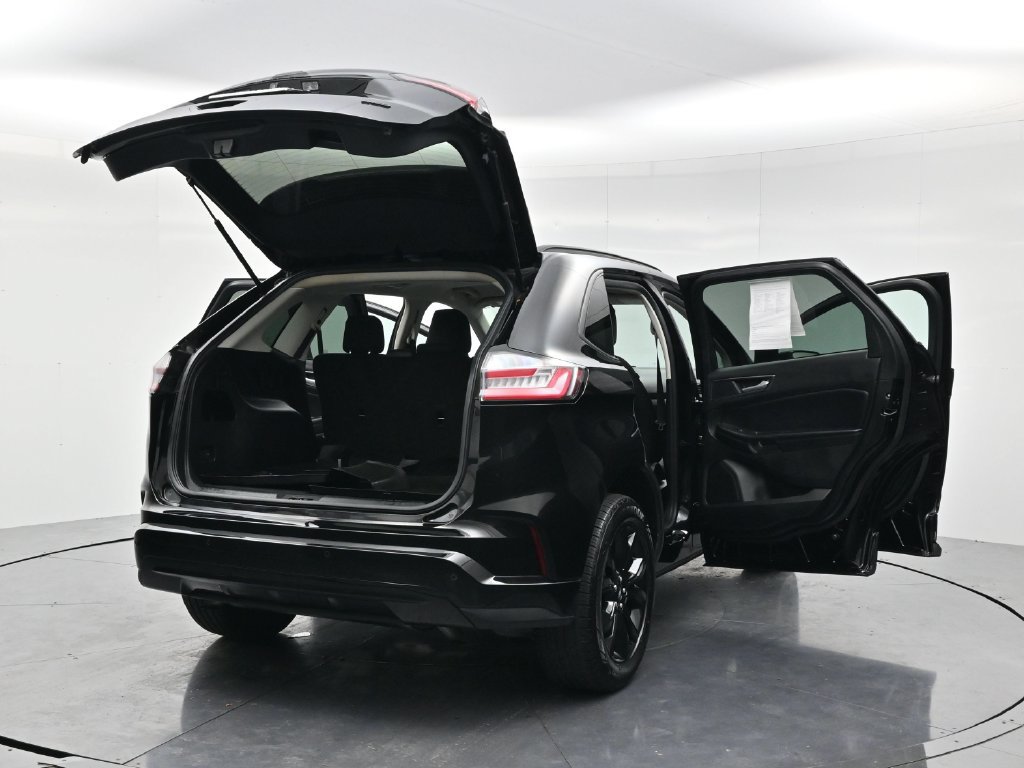 Used 2024 Ford Edge SE w/ Black Appearance Package AWD/4WD image 56