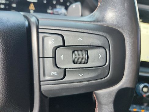 Certified 2022 GMC Sierra 1500 AT4X image 30