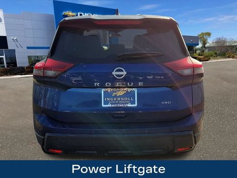 Used 2025 Nissan Rogue SV AWD/4WD image 6
