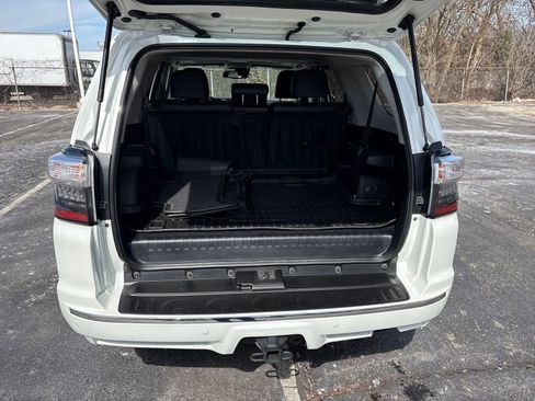 Used 2023 Toyota 4Runner Limited image 23