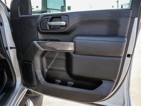 Used 2020 Chevrolet Silverado 2500 LTZ w/ LTZ Premium Package image 20