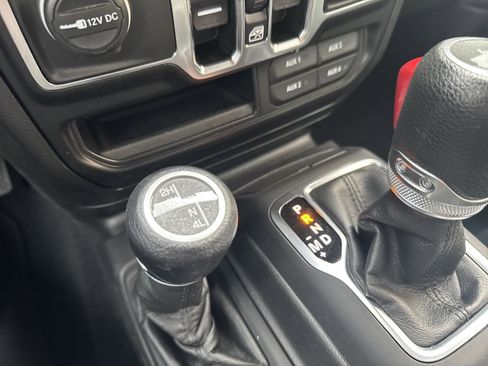 Certified 2021 Jeep Wrangler Unlimited Sport w/ Sun And Sound Package image 23