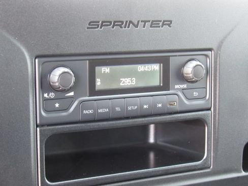 Used 2025 Mercedes-Benz Sprinter 2500 image 29