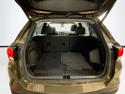 Used 2024 Chevrolet Equinox LT image 25