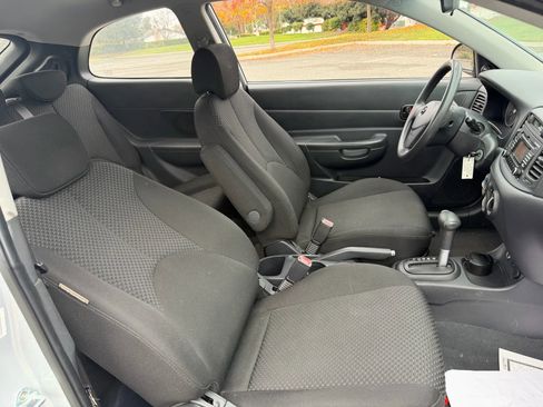 Used 2008 Hyundai Accent GS image 12