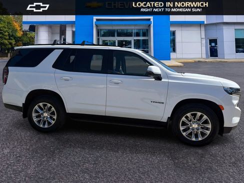 Certified 2022 Chevrolet Tahoe RST w/ Sport Performance Package AWD/4WD image 4