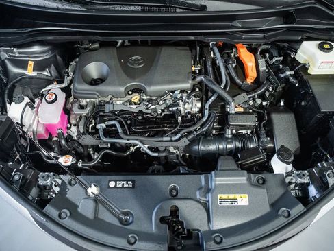 Used 2025 Toyota Sienna Limited AWD/4WD image 20