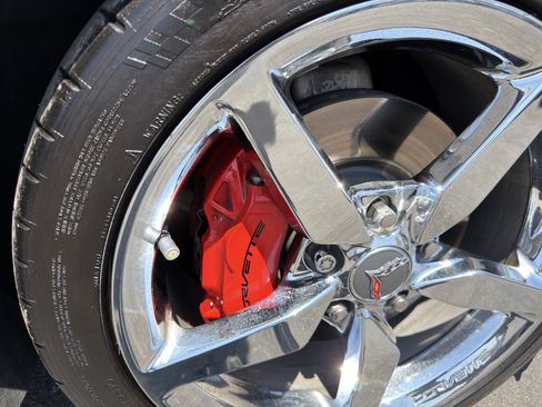 Used 2014 Chevrolet Corvette Stingray Convertible w/ 2LT Preferred Equipment Group RWD image 42